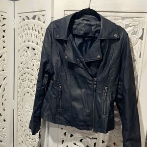 Max Studio Women’s Jacket Size (Large)